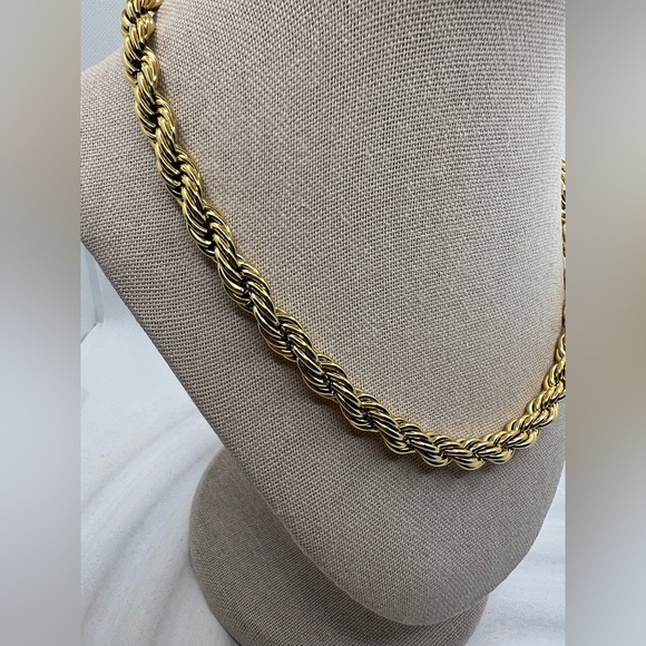 Necklace Twisted Rope Chain Style Simple Style Solid Steel 18K Gold - Picture 5 of 8